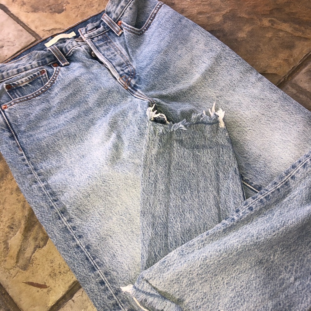 Levi Wedgie Jean